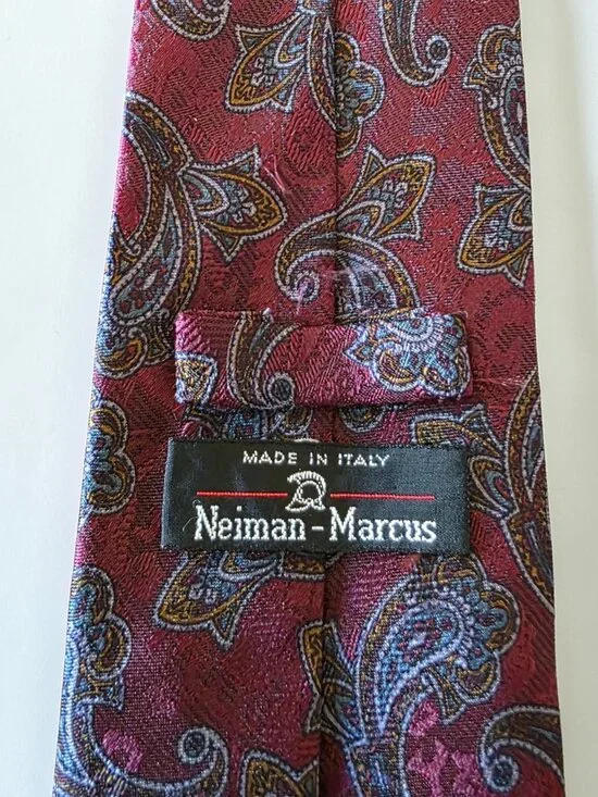 Neiman Marcus Italian Silk Tie Red Paisley Handmade Luxury Classic 3.5" - Picture 7 of 12